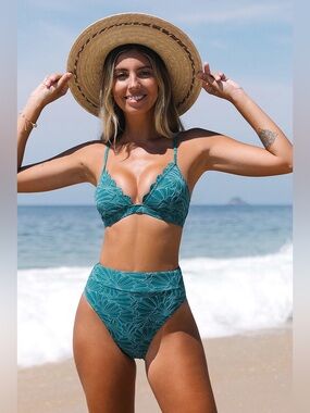 Cupshe Floral Scalloped Bralette And Cheeky High Waist Bikini Swimsuit Set